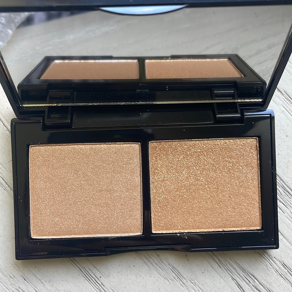 Laura Geller duo hearts of gold illuminator - Picture 1 of 4